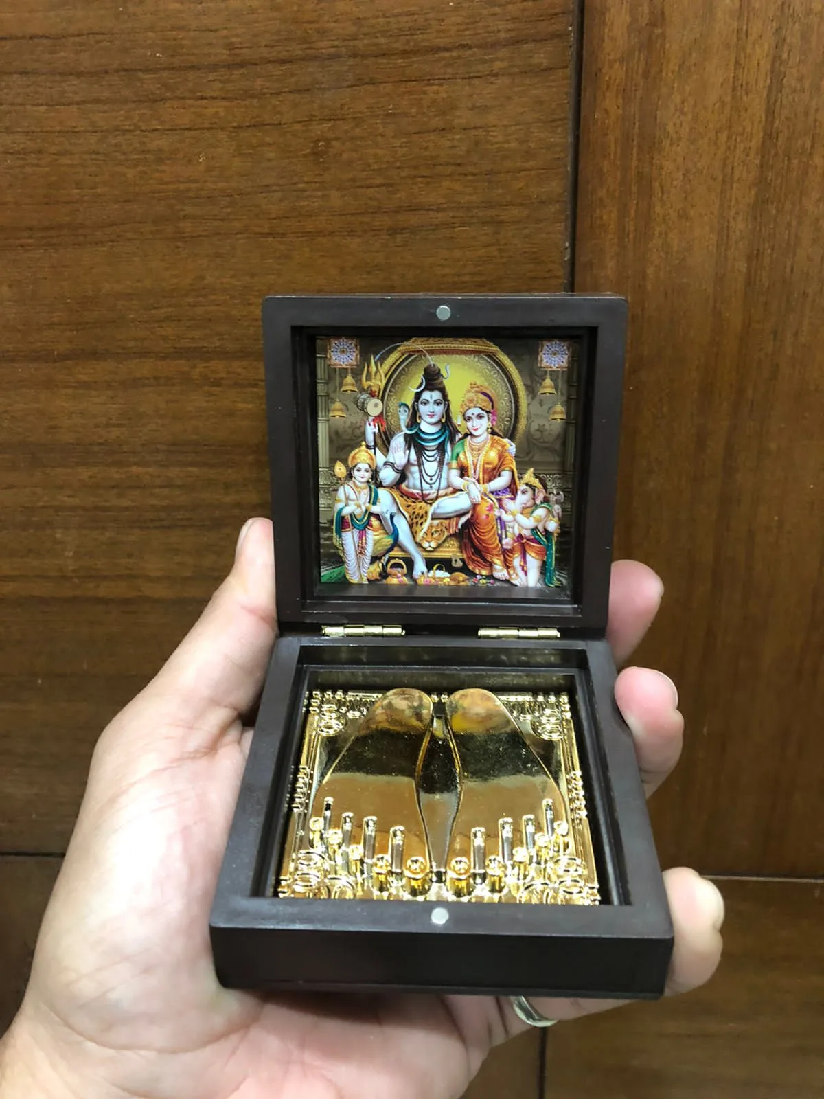 Shri Shivparivar Charan Paduka