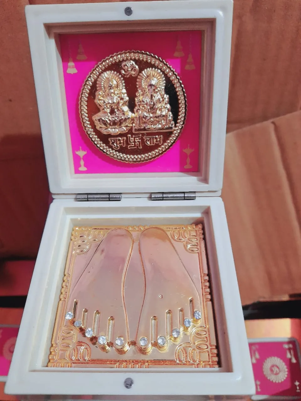 Shri Lakshmi Ganesh Charan Paduka